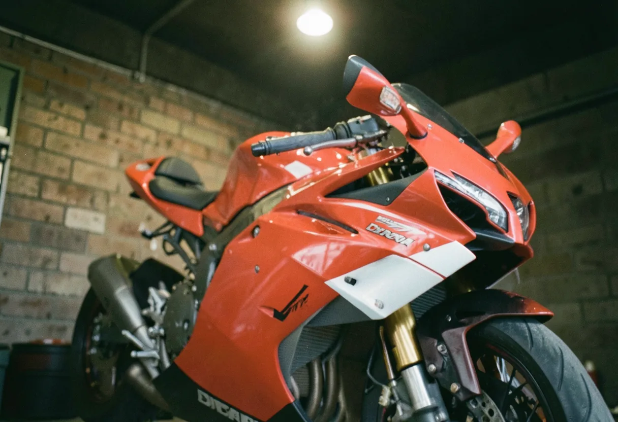 Ducati 996 Specifications & Historical Comparison